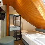 Guest house Lepke Apartmanhaz Es Etterem