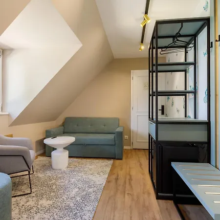 Lepke Apartmanhaz Es Etterem Guest house