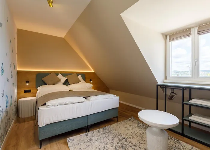 Lepke Apartmanhaz Es Etterem Gasthof